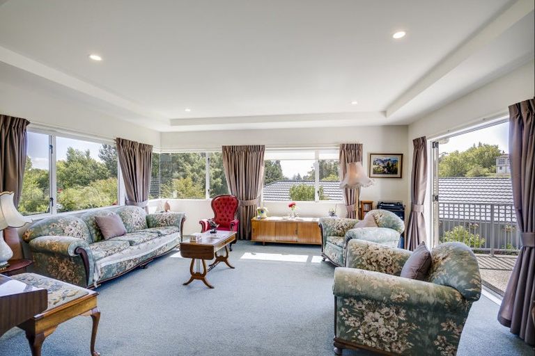 Photo of property in 44 Rochfort Road, Havelock North, 4130