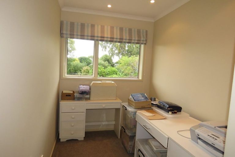 Photo of property in 13 Kauri Terrace, Hargest, Invercargill, 9810