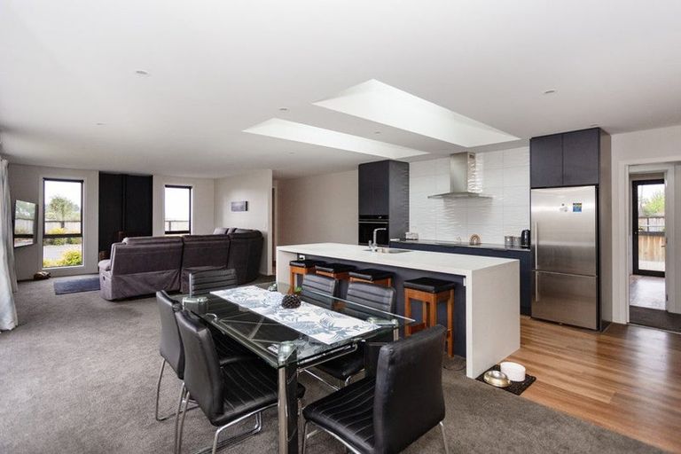 Photo of property in 88 Weston Road, Weston, Oamaru, 9401