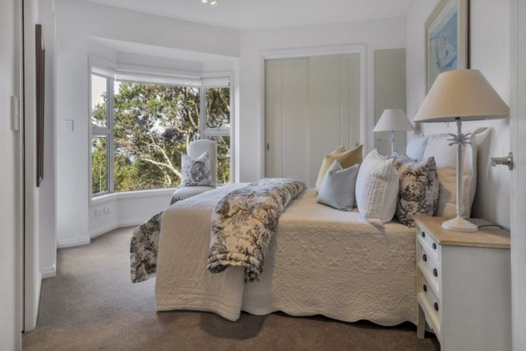 Photo of property in 7 Fenton Terrace, Cockle Bay, Auckland, 2014