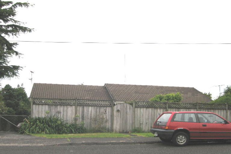 Photo of property in 69 Seaview Road, Glenfield, Auckland, 0629