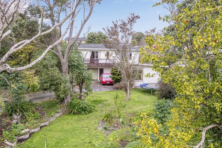 Photo of property in 6 Falla Street, Paraparaumu Beach, Paraparaumu, 5032