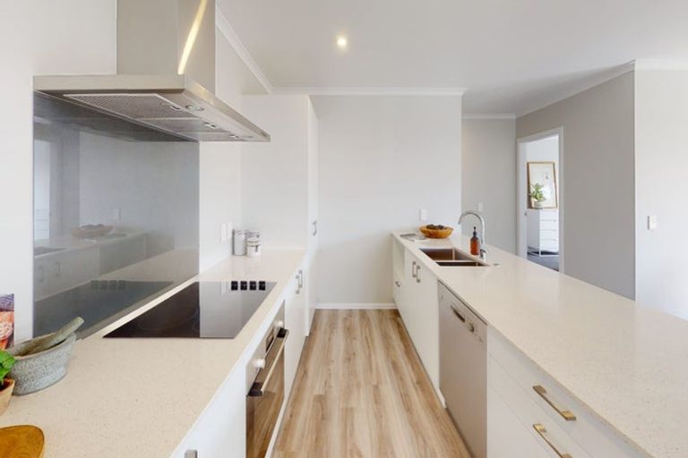 Photo of property in 8 Te Ara O Roimata, Wainuiomata, Lower Hutt, 5014