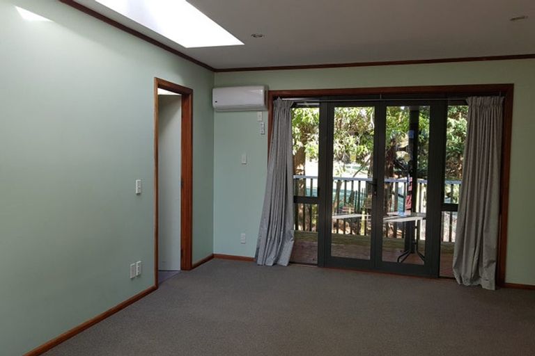 Photo of property in 694 Whitemans Valley Road, Whitemans Valley, Upper Hutt, 5371
