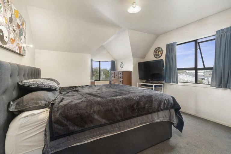 Photo of property in 4 Glenbury Place, Massey, Auckland, 0614