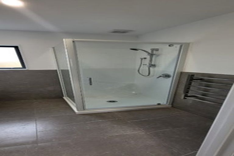 Photo of property in 28b Cargill Street, Papakura, 2110