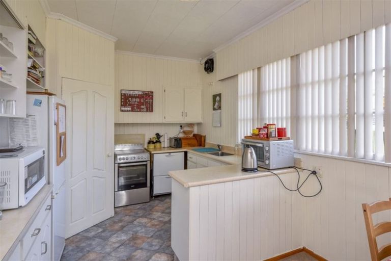 Photo of property in 8 Dittmer Street, Otaki, 5512