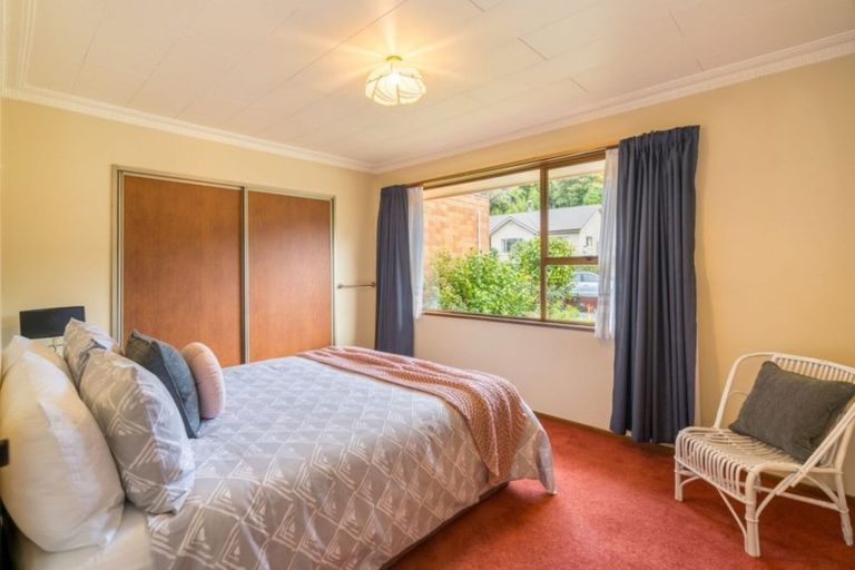 Photo of property in 246 Helensburgh Road, Helensburgh, Dunedin, 9010