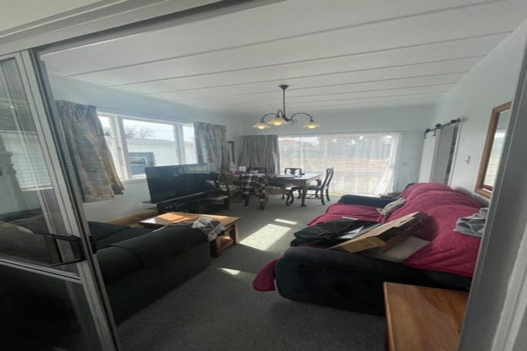 Photo of property in 6 Strange Street, Waitara, 4320