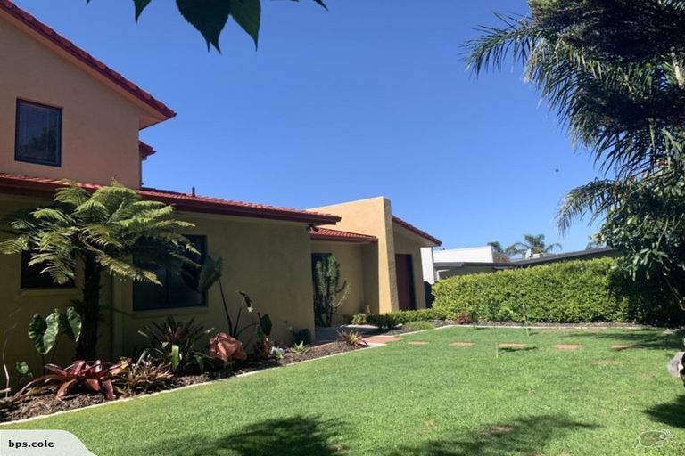 Photo of property in 102 Merriman Place, Pyes Pa, Tauranga, 3112