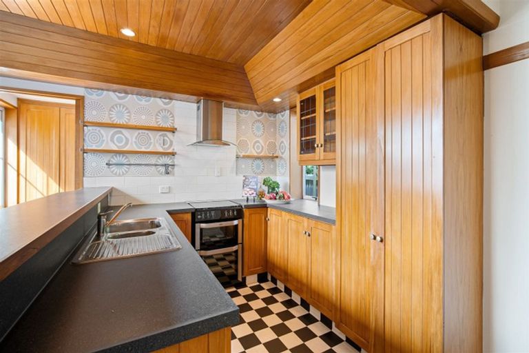 Photo of property in 34 Massey Crescent, St Albans, Christchurch, 8014