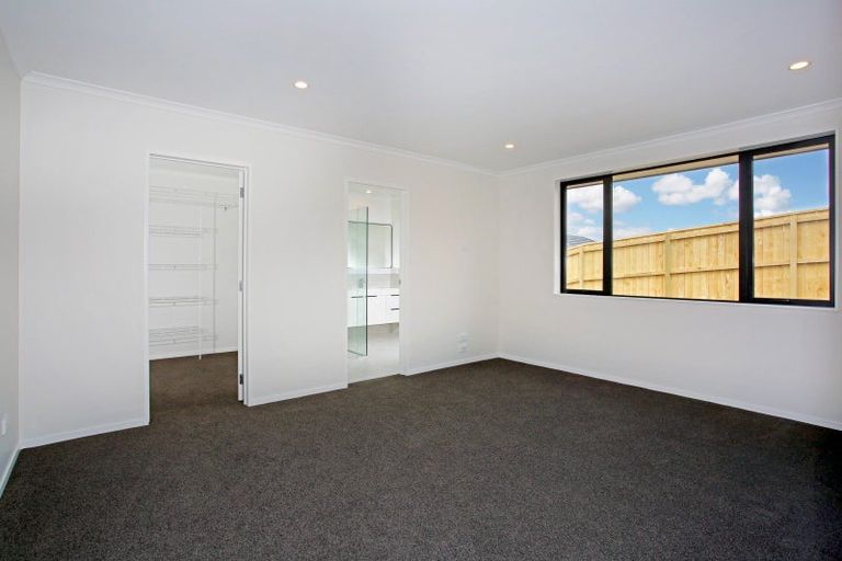 Photo of property in 12 Viv Green Place, Pokeno, 2402