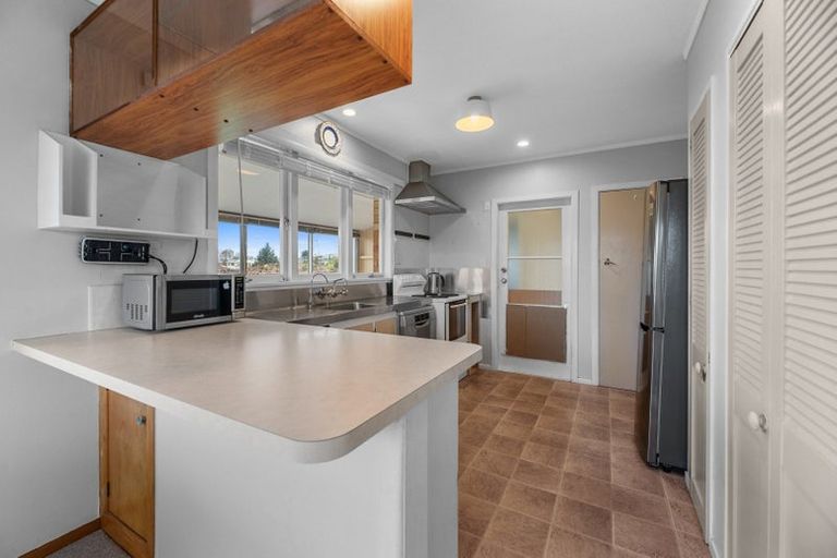 Photo of property in 18 Short Street, Otumoetai, Tauranga, 3110