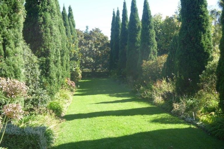 Photo of property in 46 Matai Road, Raumati South, Paraparaumu, 5032