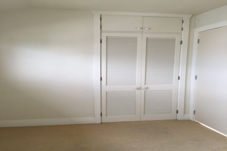 Photo of property in 6 Adam Street, Greenlane, Auckland, 1051