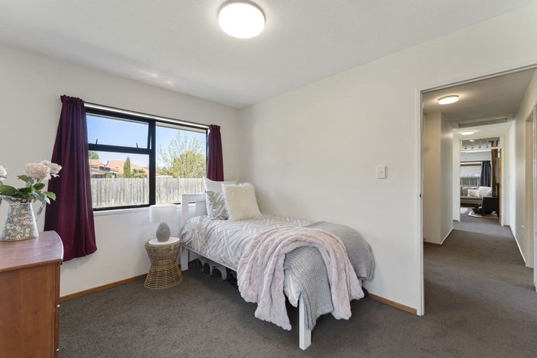 Photo of property in 8 Coach Court, Cromwell, 9310