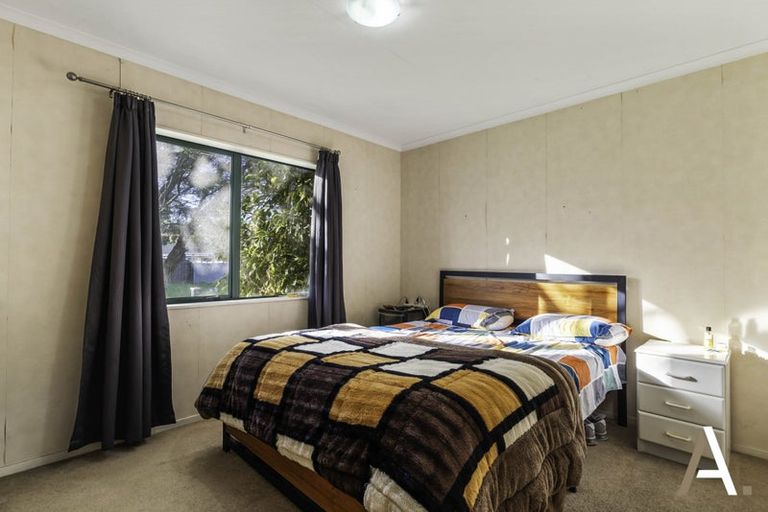 Photo of property in 2 Abilene Place, Manurewa, Auckland, 2105