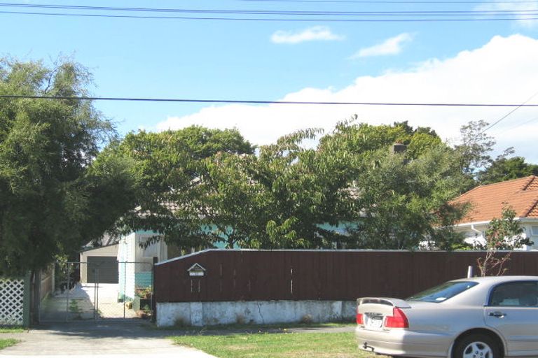 Photo of property in 17 Murray Street, Wallaceville, Upper Hutt, 5018