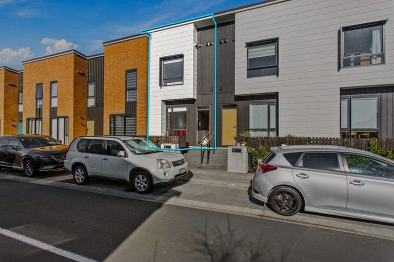 Photo of property in 21 David Carnegie Road, Hobsonville, Auckland, 0616