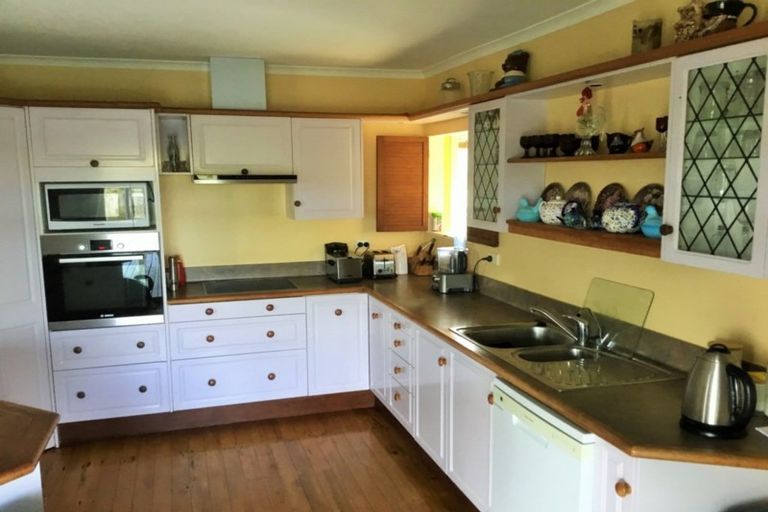 Photo of property in 8946 State Highway 2, Waihi, 3682