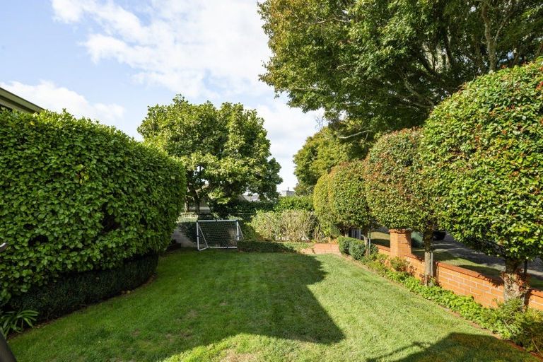 Photo of property in 5 Marnane Terrace, St Andrews, Hamilton, 3200