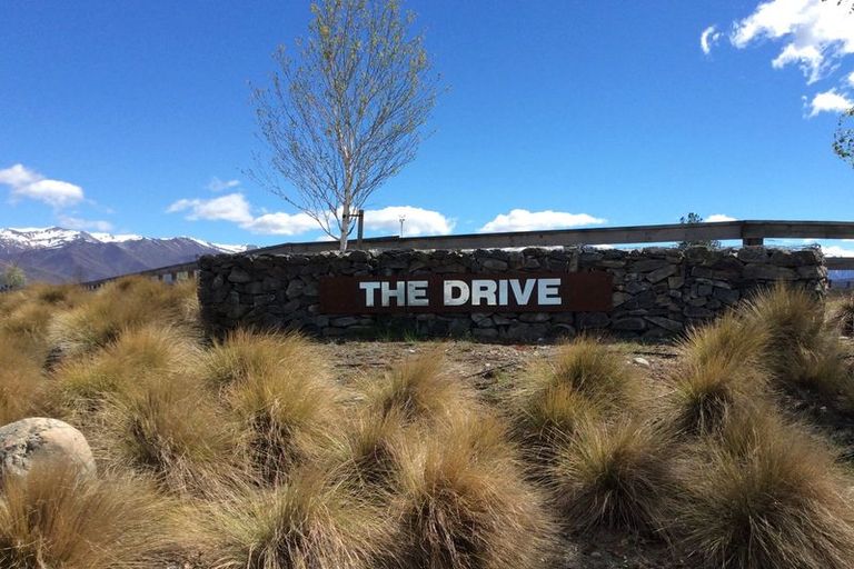 Photo of property in 9 The Drive, Twizel, 7999