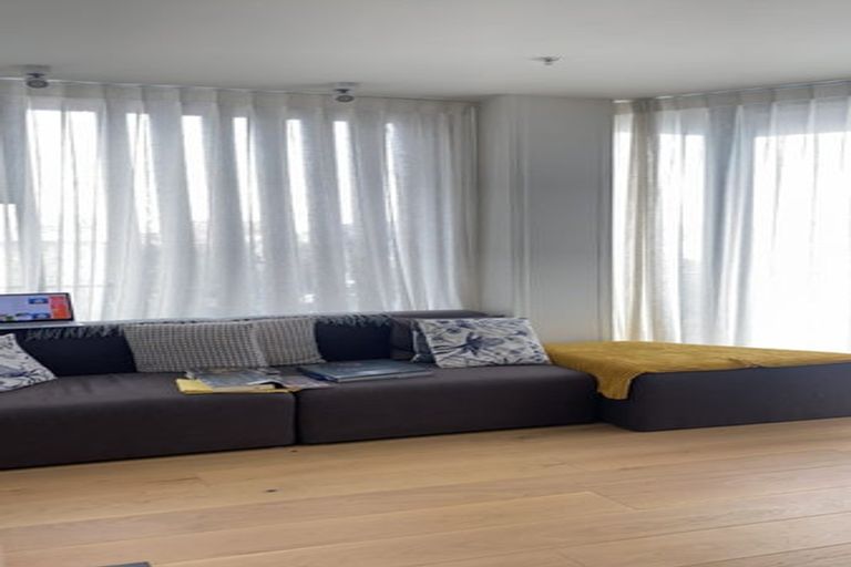 Photo of property in Sunset West, 110/251 Victoria Street, Wellington, 6011