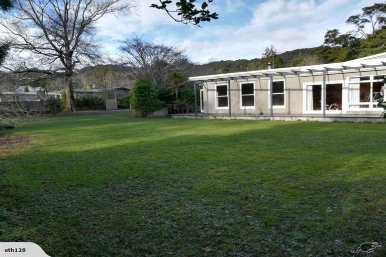Photo of property in 27b Chatsworth Road, Silverstream, Upper Hutt, 5019