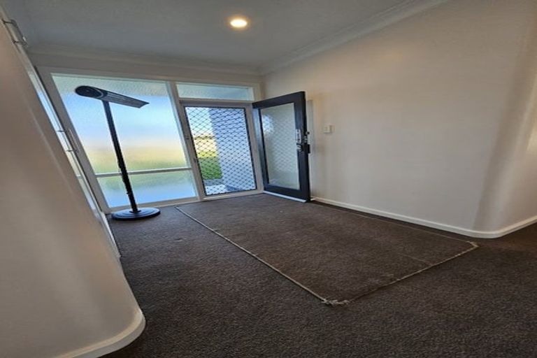 Photo of property in 903 State Highway 1, Te Horo, Otaki, 5581