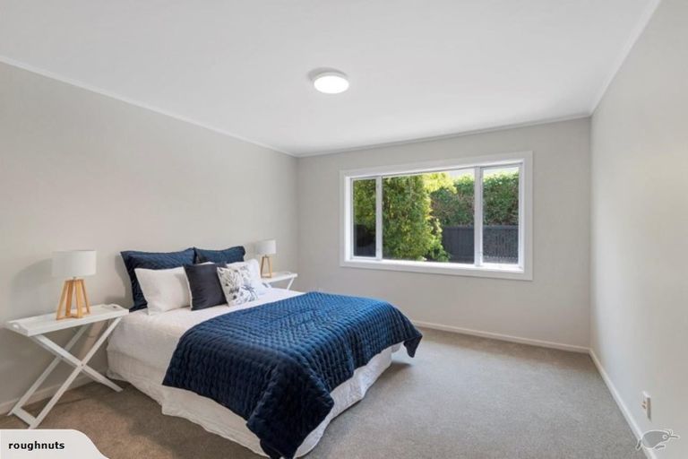 Photo of property in 2/19 Hewitts Road, Merivale, Christchurch, 8014