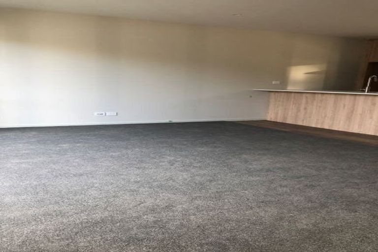 Photo of property in 2/57 Woodville Street, Edgeware, Christchurch, 8013