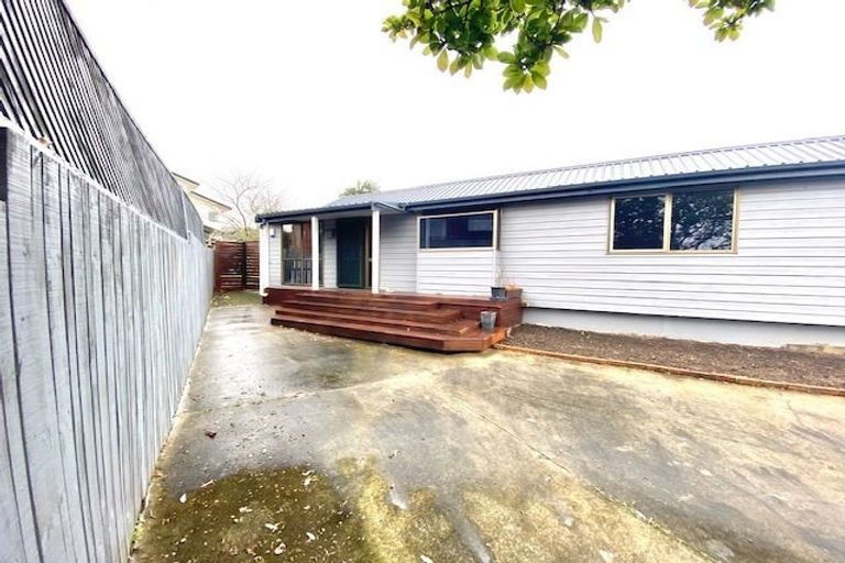Photo of property in 9 Charles Prevost Drive, The Gardens, Auckland, 2105