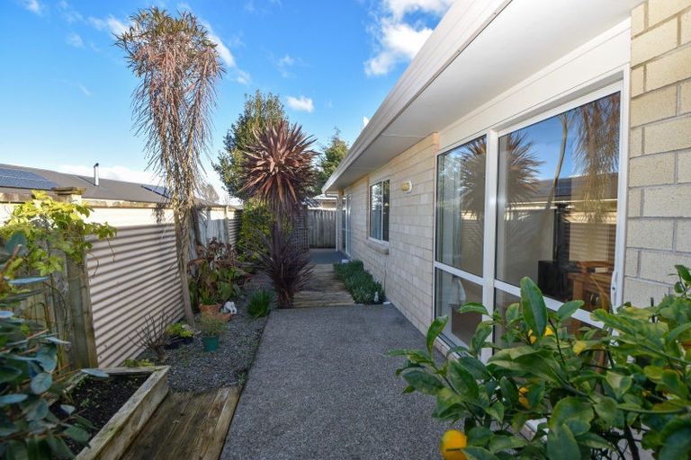 Photo of property in 242a High Street North, Carterton, 5713