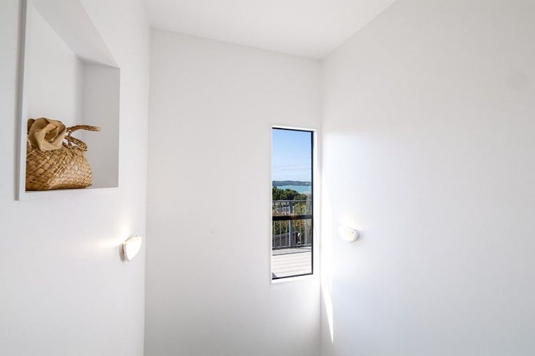 Photo of property in 21 Joyces Road, Paihia, 0200