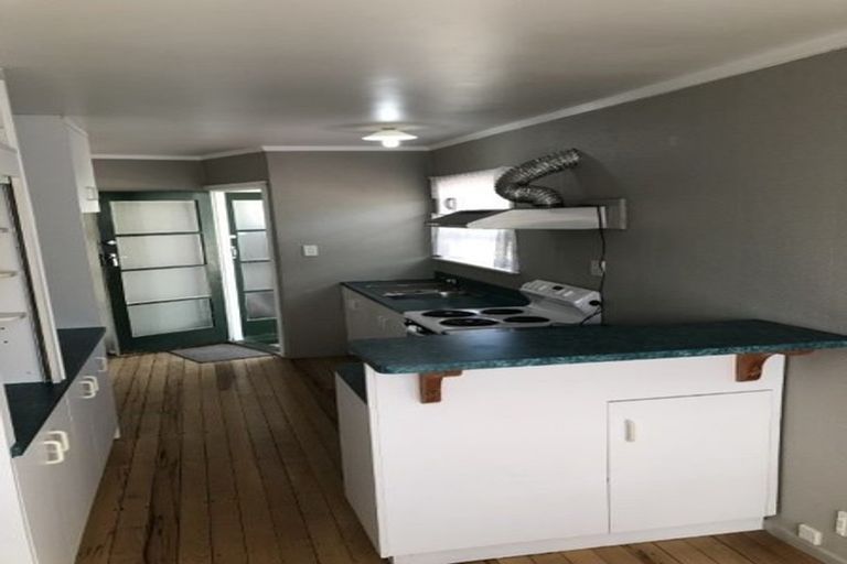 Photo of property in 37 Carrington Avenue, Hillcrest, Hamilton, 3216