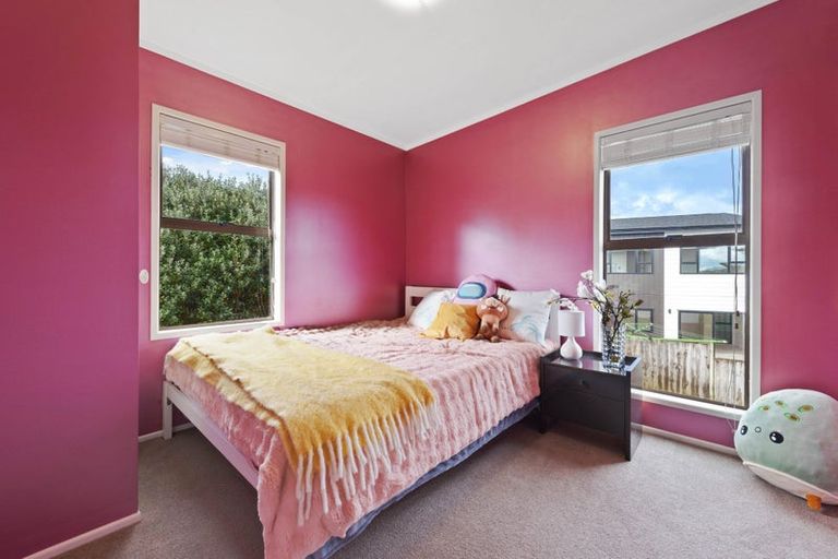 Photo of property in 10 Pine Terrace, Howick, Auckland, 2014