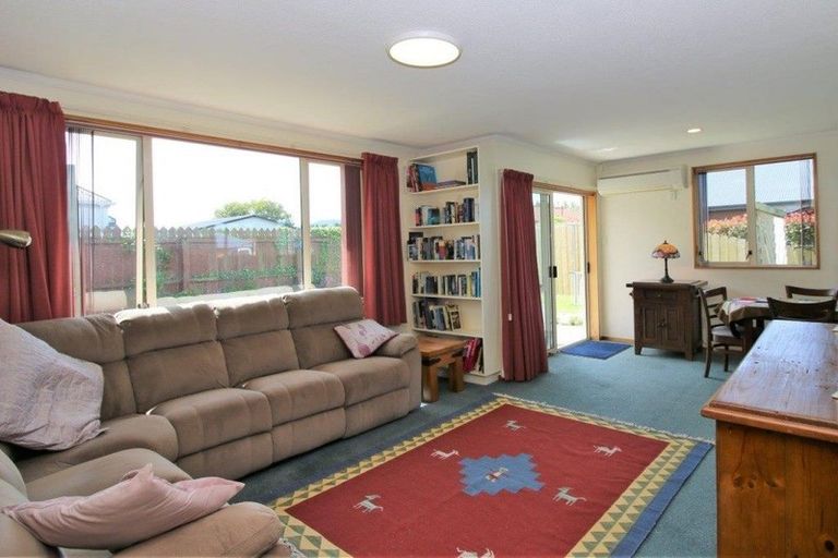 Photo of property in 6a Eden Street, Mosgiel, 9024