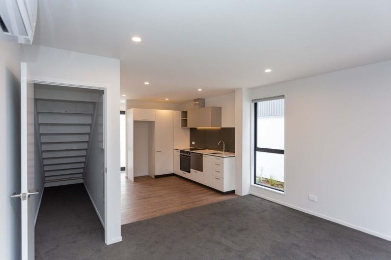 Photo of property in 10/30 Frederick Street, Waltham, Christchurch, 8011