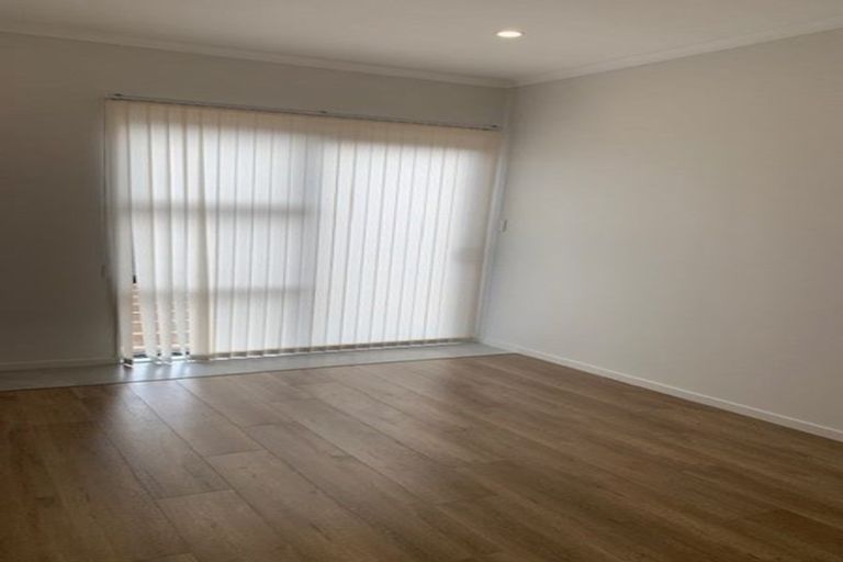 Photo of property in 40 Cooladawson Drive, Flat Bush, Auckland, 2019
