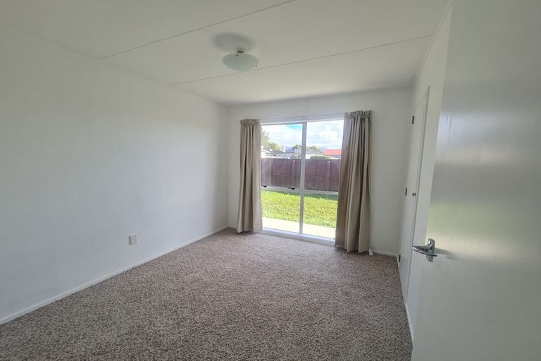 Photo of property in 38 Strathmore Avenue, Levin, 5510