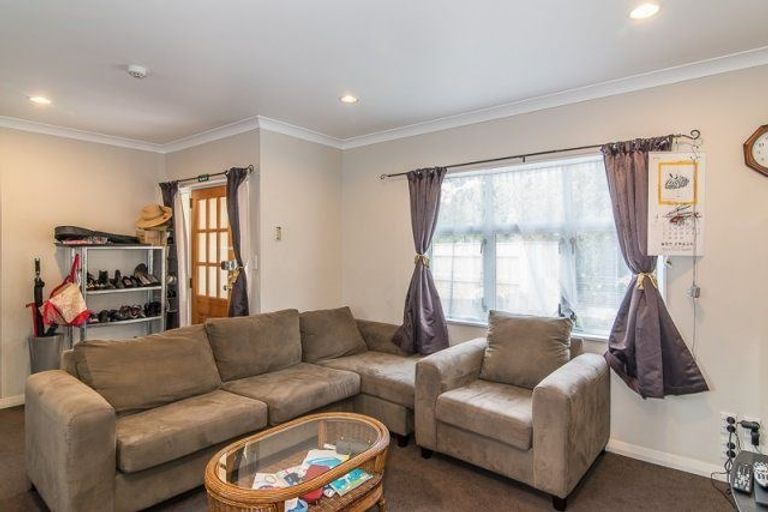 Photo of property in 84 Amohia Street, Paraparaumu, 5032