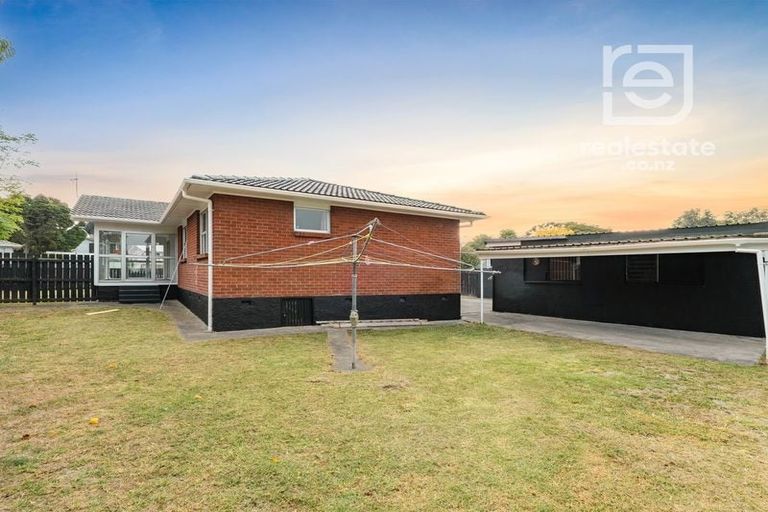 Photo of property in 15 Burndale Terrace, Manurewa, Auckland, 2102