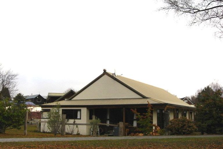 Photo of property in 44 Adamson Drive, Arrowtown, 9302