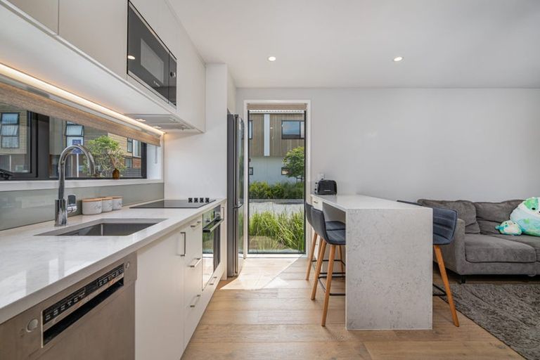 Photo of property in 1/16 Parson Lane, Papatoetoe, Auckland, 2025