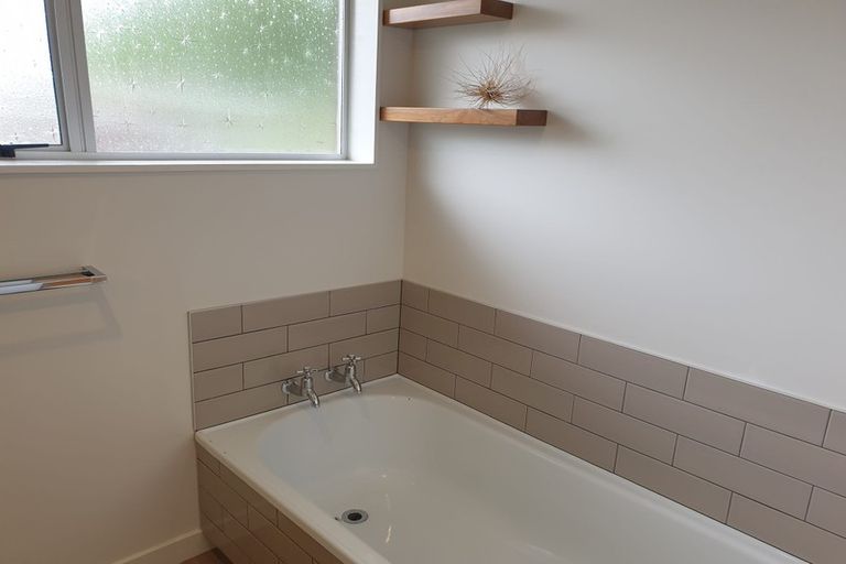 Photo of property in 42a Matatua Road, Raumati Beach, Paraparaumu, 5032