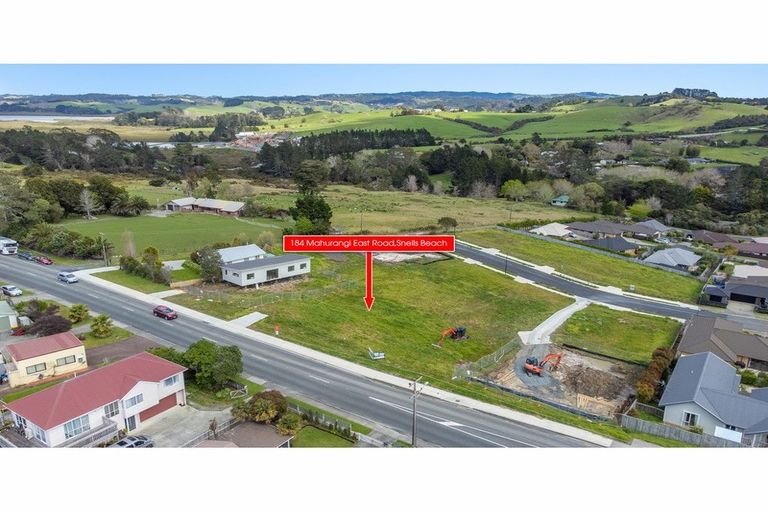 Photo of property in 184 Mahurangi East Road, Snells Beach, 0920
