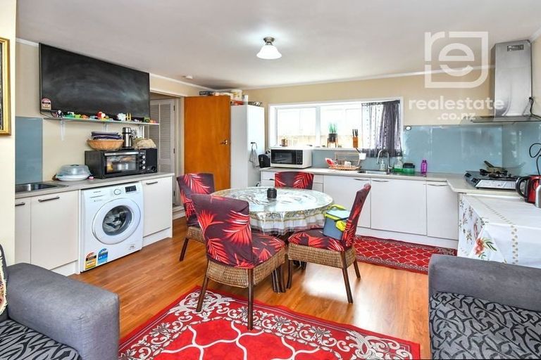 Photo of property in 56 Milton Road, Papatoetoe, Auckland, 2024