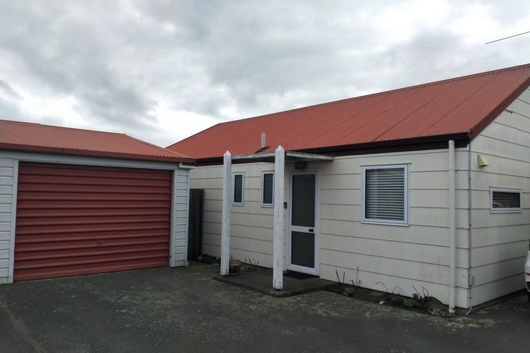 Photo of property in 2/15 Walton Street, Sydenham, Christchurch, 8023