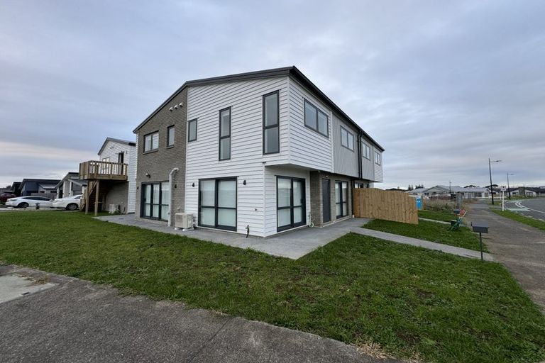 Photo of property in 2 Kaitiaki Drive, Clarks Beach, 2122