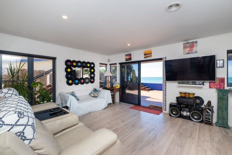 Photo of property in 267 Clifton Road, Te Awanga, 4102